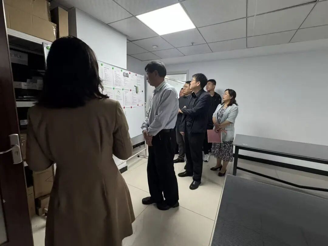 聚力产教协同,共育算力人才|包头轻工职业技术学院莅临1024学院张家口实训基地考察交流